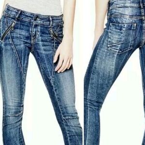 Guess Dark Blue Skinny Jeans with Zipper Details